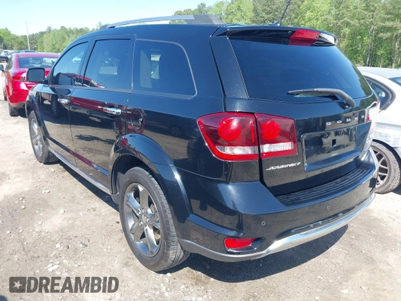 2017 Dodge Journey Crossroad Plus z VIN 3C4PDCGB0HT552964, wystawiony jako IAAI lot #41991261 z przebiegiem 142 352 mil mil oraz . Historia ofert i sprzedaży dostępna na DreamBid. Obrazek 3.