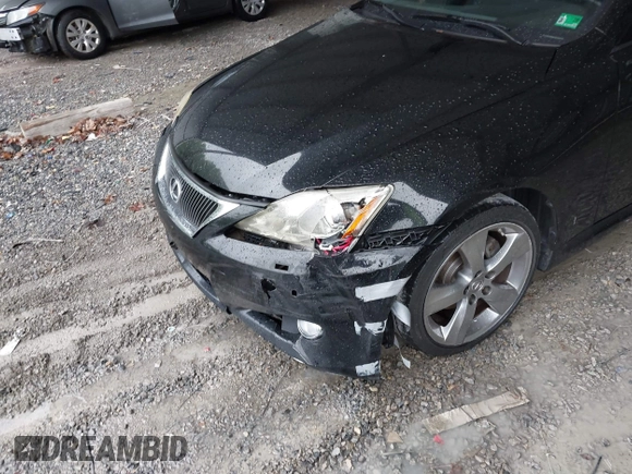 2010 Lexus IS 250 C with VIN JTHFF2C20A2506420, listed as a IAAI auction lot 42323253 with 185,587 mi miles and . Bid and sale history available at DreamBid. Image 17.
