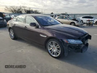2017 Jaguar XF 35t Prestige with VIN SAJBK4BV4HCY27031, listed as a Copart auction lot 87387524 with 47,046 mi miles and Salvage Title. Bid and sale history available at carsss.com. Image 4.