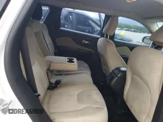 2015 Jeep Cherokee Sport z VIN 1C4PJLAB8FW617178, wystawiony jako Copart lot #56366245 z przebiegiem 93 514 mil mil oraz Szkoda całkowita • Salvage title. Historia ofert i sprzedaży dostępna na DreamBid. Obrazek 11.