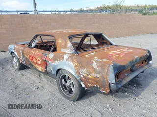 1967 Ford Mustang z VIN 0000007R01C215879, wystawiony jako IAAI lot #41377825 z przebiegiem Nie podano mil oraz . Historia ofert i sprzedaży dostępna na DreamBid. Obrazek 3.