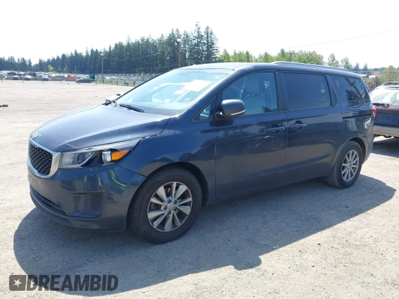 2017 Kia Sedona LX with VIN KNDMB5C11H6253379, listed as a IAAI auction lot 42140939 with 111,067 mi miles. Bid and sale history available at carsss.com. Image 17.