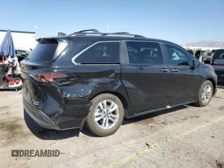 2024 Toyota Sienna XLE z VIN 5TDJRKEC6RS204692, wystawiony jako Copart lot #58079265 z przebiegiem 32 819 mil mil oraz Szkoda całkowita • Salvage title. Historia ofert i sprzedaży dostępna na DreamBid. Obrazek 3.
