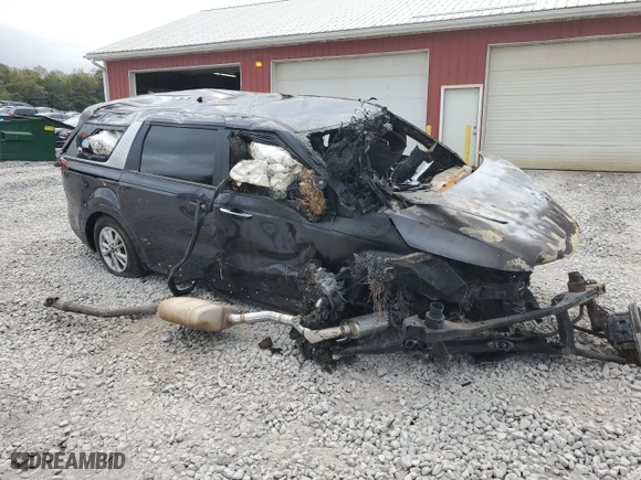 2022 Kia Carnival LXS with VIN KNDNB4H37N6123501, listed as a Copart auction lot 71453424 with 0 mi miles and Salvage Title. Bid and sale history available at carsss.com. Image 4.