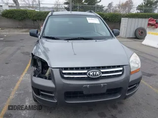 2006 Kia Sportage LX with VIN KNDJF723867199186, listed as a IAAI auction lot 41491243 with 120,049 mi miles and . Bid and sale history available at carsss.com. Image 12.