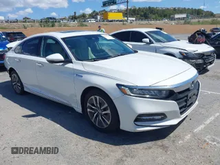 2019 Honda Accord EX-L z VIN 1HGCV3F52KA008330, wystawiony jako IAAI lot #41956674 z przebiegiem 137 908 mil mil oraz . Historia ofert i sprzedaży dostępna na DreamBid. Obrazek 1.