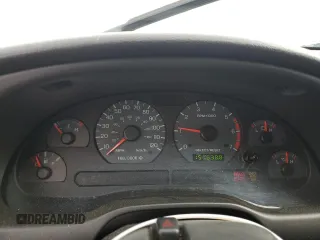 2001 Ford Mustang Deluxe with VIN 1FAFP444X1F212256, listed as a Copart auction lot 50162345 with 157,638 mi miles and Salvage Title. Bid and sale history available at carsss.com. Image 9.