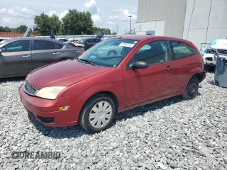 2005 Ford Focus S z VIN 3FAFP31N85R162165, wystawiony jako Copart lot #57292245 z przebiegiem 240 463 mil mil oraz Szkoda całkowita • Salvage title. Historia ofert i sprzedaży dostępna na DreamBid. Obrazek 1.