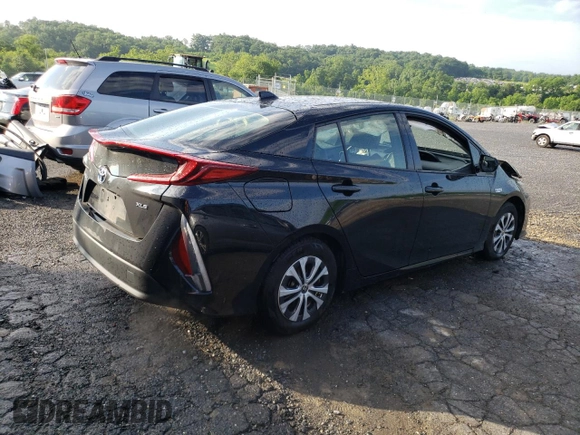 2020 Toyota Prius LE z VIN JTDKARFP6L3139986, wystawiony jako Copart lot #60353805 z przebiegiem 102 316 mil mil oraz Szkoda całkowita • Salvage title. Historia ofert i sprzedaży dostępna na DreamBid. Obrazek 3.