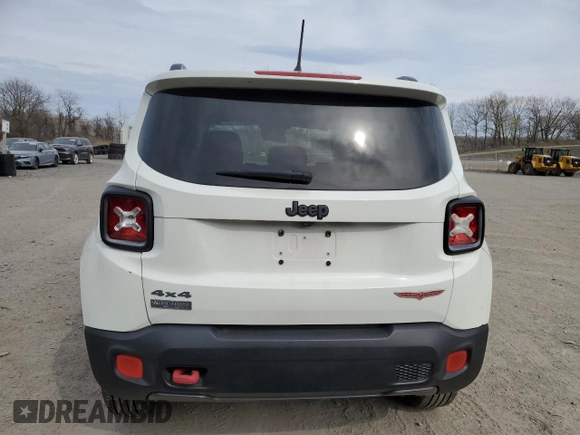 2015 Jeep Renegade Trailhawk with VIN ZACCJBCT0FPB53582, listed as a Copart auction lot 53360135 with Not Provided miles and Salvage Title. Bid and sale history available at DreamBid. Image 6.