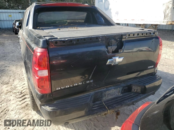2012 Chevrolet Avalanche LTZ with VIN 3GNMCGE08CG257439, listed as a Copart auction lot 79194644 with 302,676 mi miles and Clean title. Bid and sale history available at DreamBid. Image 6.