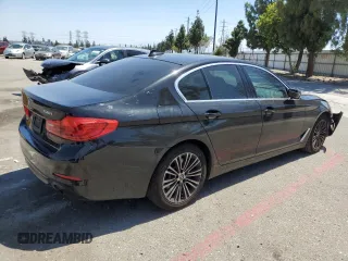 2020 BMW 5 Series 530i z VIN WBAJR3C04LWW76702, wystawiony jako Copart lot #58022565 z przebiegiem 63 594 mil mil oraz Szkoda całkowita • Salvage title. Historia ofert i sprzedaży dostępna na DreamBid. Obrazek 3.