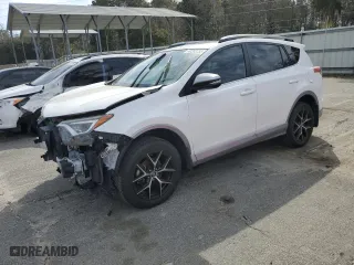 2018 Toyota RAV4 SE with VIN 2T3JFREV3JW706033, listed as a Copart auction lot 48203755 with 147,413 mi miles and Salvage Title. Bid and sale history available at carsss.com. Image 1.