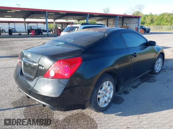 2009 Nissan Altima 2.5 S with VIN 1N4AL24E49C196765, listed as a IAAI auction lot 41953127 with 186,769 mi miles. Bid and sale history available at carsss.com. Image 4.