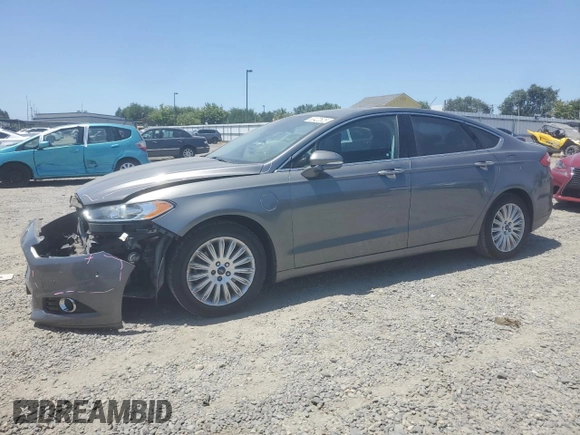 2013 Ford Fusion Titanium with VIN 3FA6P0SU2DR351610, listed as a Copart auction lot 63422525 with 198,741 mi miles and Salvage title. Bid and sale history available at DreamBid. Image 1.