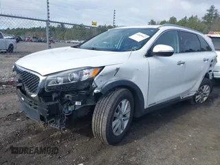 2018 Kia Sorento LX V6 with VIN 5XYPGDA52JG374276, listed as a IAAI auction lot 41825942 with 57,690 mi miles. Bid and sale history available at carsss.com. Image 2.