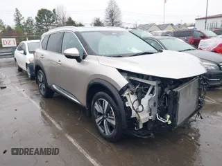 2022 Nissan Rogue Platinum with VIN JN8BT3DD0NW271583, listed as a IAAI auction lot 41792145 with 64,708 mi miles. Bid and sale history available at carsss.com. Image 1.