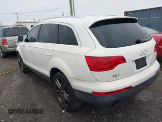 2007 Audi Q7 Premium with VIN WA1BY74L77D086726, listed as a IAAI auction lot 41726469 with 227,991 mi miles and . Bid and sale history available at DreamBid. Image 3.