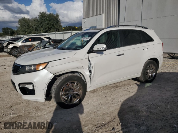 2012 Kia Sorento SX with VIN 5XYKW4A23CG218043, listed as a Copart auction lot 86247404 with 177,379 mi miles and Salvage Title. Bid and sale history available at carsss.com. Image 1.