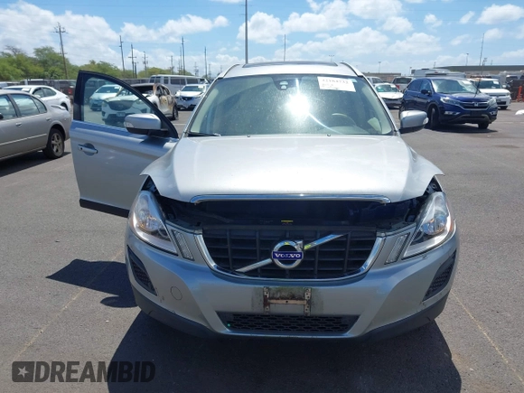 2012 Volvo XC60 3.2L z VIN YV4952DL7C2311729, wystawiony jako IAAI lot #42184732 z przebiegiem 143 680 mil mil oraz . Historia ofert i sprzedaży dostępna na DreamBid. Obrazek 6.