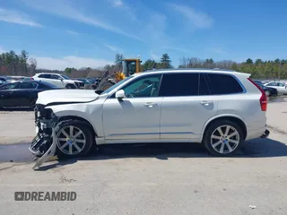 2016 Volvo XC90 T6 Inscription with VIN YV4A22PL9G1035907, listed as a IAAI auction lot 42015182 with 72,801 mi miles and . Bid and sale history available at DreamBid. Image 14.