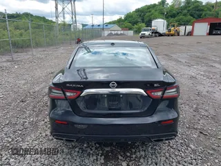 2019 Nissan Maxima SV with VIN 1N4AA6AV9KC378078, listed as a IAAI auction lot 42284633 with 92,345 mi miles and . Bid and sale history available at DreamBid. Image 16.