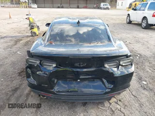 2019 Chevrolet Camaro 1SS with VIN 1G1FE1R70K0119793, listed as a IAAI auction lot 40948144 with 109,201 mi miles. Bid and sale history available at carsss.com. Image 17.
