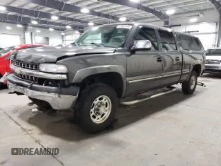 2002 Chevrolet Silverado 1500HD LT with VIN 1GCGK13U12F159011, listed as a Copart auction lot 77682144 with 212,379 mi miles and Salvage Title. Bid and sale history available at DreamBid. Image 1.