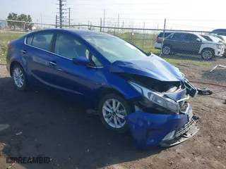 2018 Kia Forte LX with VIN 3KPFK4A77JE238184, listed as a IAAI auction lot 38810788 with 210,761 mi miles. Bid and sale history available at carsss.com. Image 1.