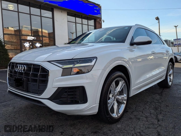 2019 Audi Q8 Premium z VIN WA1AVAF15KD025669, wystawiony jako Copart lot #44674885 z przebiegiem 48 524 mil mil oraz Czysty tytuł • Clean title. Historia ofert i sprzedaży dostępna na DreamBid. Obrazek 2.