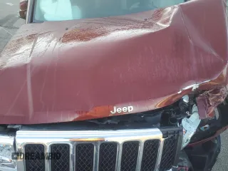 2008 Jeep Commander Overland with VIN 1J8HG68288C111423, listed as a Copart auction lot 66381584 with 191,527 mi miles and Salvage Title. Bid and sale history available at carsss.com. Image 13.