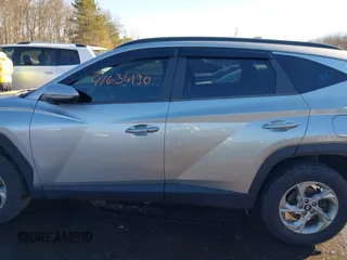 2022 Hyundai Tucson SEL with VIN 5NMJBCAEXNH025957, listed as a IAAI auction lot 41636130 with 40,804 mi miles and . Bid and sale history available at carsss.com. Image 15.