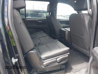 2025 Chevrolet Suburban Z71 z VIN 1GNS6DRD3SR228259, wystawiony jako IAAI lot #42381761 z przebiegiem 3 891 mil mil oraz . Historia ofert i sprzedaży dostępna na DreamBid. Obrazek 8.
