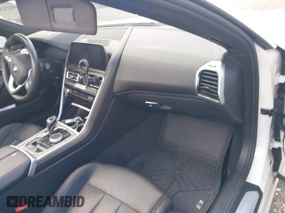 2020 BMW 8 Series 840i с VIN WBADZ4C04LCD01352, выставлен на аукционе IAAI как лот 40232421 с пробегом 22 534 миль миль и . История ставок и продаж доступна на DreamBid. Изображение 5.