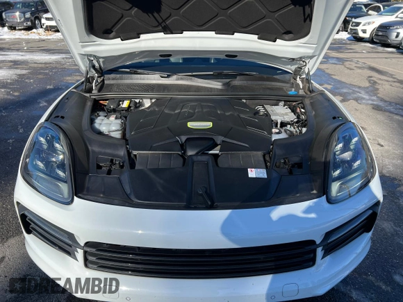 2020 Porsche Cayenne E-Hybrid with VIN WP1BE2AY4LDA55119, listed as a Copart auction lot 43022085 with 78,428 mi miles and Clean title. Bid and sale history available at DreamBid. Image 8.