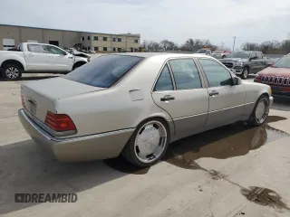 1994 Mercedes-Benz S 320 with VIN WDBGA32E0RA185064, listed as a Copart auction lot 47296935 with 344,178 mi miles and Clean Title. Bid and sale history available at DreamBid. Image 3.