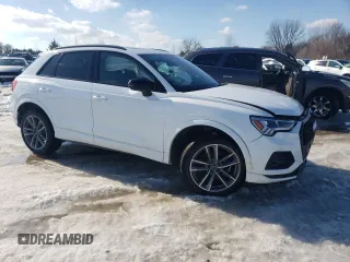 2023 Audi Q3 Premium z VIN WA1AECF35P1146207, wystawiony jako Copart lot #44538695 z przebiegiem 33 990 mil mil oraz Szkoda całkowita • Salvage title. Historia ofert i sprzedaży dostępna na DreamBid. Obrazek 4.