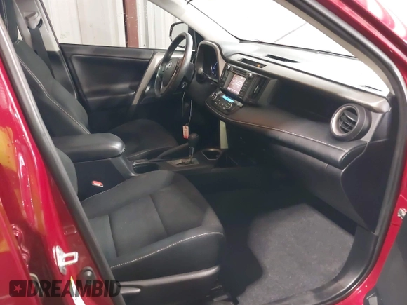 2018 Toyota RAV4 XLE with VIN 2T3WFREV7JW511624, listed as a IAAI auction lot 42618538 with 62,681 mi miles and . Bid and sale history available at DreamBid. Image 5.