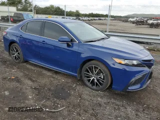 2023 Toyota Camry SE z VIN 4T1T11BK9PU076975, wystawiony jako Copart lot #69562413 z przebiegiem 17 735 mil mil oraz Nie do naprawy • Non repairable. Historia ofert i sprzedaży dostępna na DreamBid. Obrazek 4.
