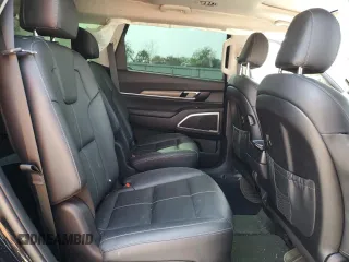 2021 Kia Telluride EX z VIN 5XYP34HC1MG117517, wystawiony jako Copart lot #51983995 z przebiegiem Nie podano mil oraz Szkoda całkowita • Salvage title. Historia ofert i sprzedaży dostępna na DreamBid. Obrazek 10.