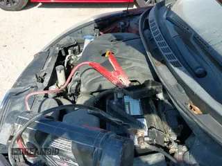 2013 Hyundai Elantra Limited с VIN 5NPDH4AE7DH330092, выставлен на аукционе IAAI как лот 43079282 с пробегом 238 123 миль миль и . История ставок и продаж доступна на DreamBid. Изображение 12.