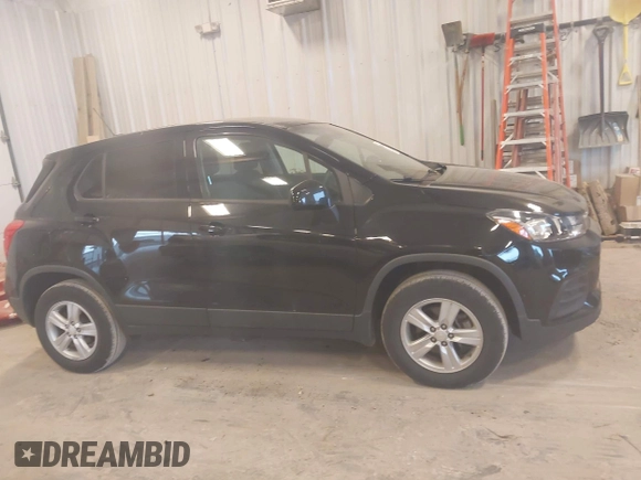 2020 Chevrolet Trax LS with VIN 3GNCJNSB8LL121704, listed as a IAAI auction lot 42418873 with 53,396 mi miles and . Bid and sale history available at DreamBid. Image 13.