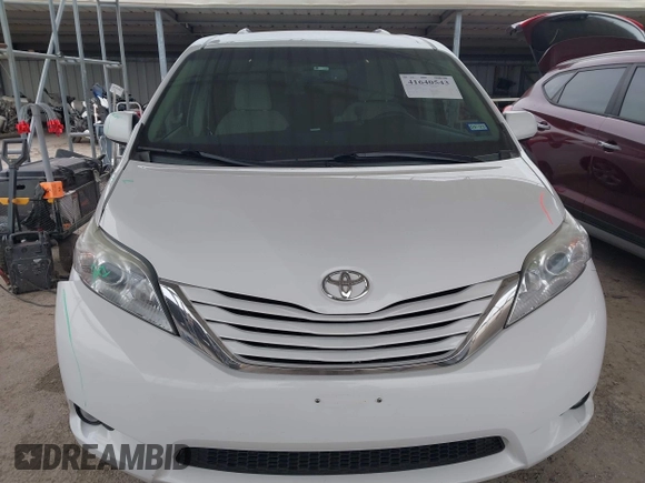 2016 Toyota Sienna LE AAS with VIN 5TDKK3DC3GS706606, listed as a IAAI auction lot 41640543 with 201,316 mi miles. Bid and sale history available at carsss.com. Image 12.