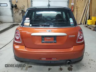 2011 MINI Hardtop with VIN WMWSU3C54BT183715, listed as a Copart auction lot 61479655 with 151,657 mi miles and Clean title. Bid and sale history available at DreamBid. Image 6.