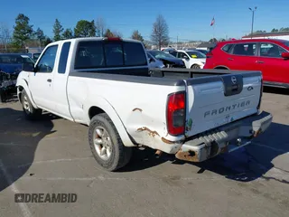 2004 Nissan Frontier XE z VIN 1N6DD26T44C430120, wystawiony jako IAAI lot #41824137 z przebiegiem 273 838 mil mil oraz . Historia ofert i sprzedaży dostępna na DreamBid. Obrazek 3.
