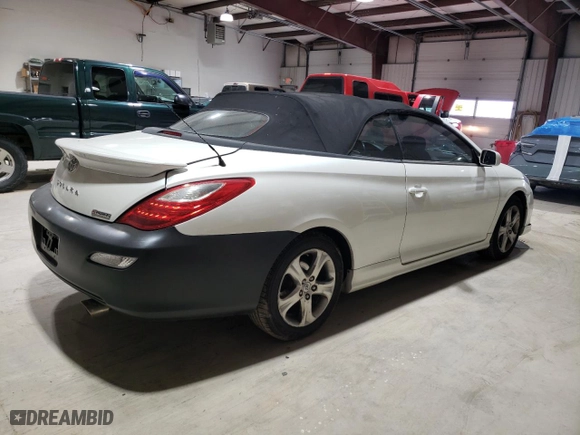 2008 Toyota Camry Solara SE with VIN 4T1FA38P18U140746, listed as a Copart auction lot 52743735 with 186,927 mi miles and Clean Title. Bid and sale history available at carsss.com. Image 3.
