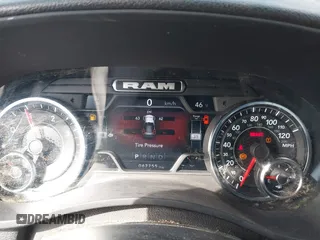 2022 Ram 2500 Tradesman with VIN 3C6UR5CL5NG222389, listed as a IAAI auction lot 38798981 with 62,755 mi miles. Bid and sale history available at carsss.com. Image 7.