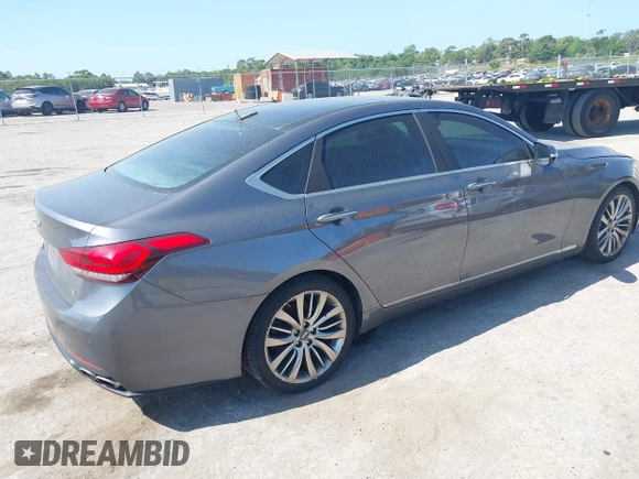 2015 Hyundai Genesis 5.0L with VIN KMHGN4JF4FU024633, listed as a IAAI auction lot 42187544 with 185,178 mi miles. Bid and sale history available at carsss.com. Image 4.