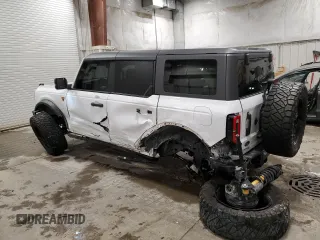 2022 Ford Bronco with VIN 1FMEE5DP2NLB30441, listed as a Copart auction lot 45985755 with 39,241 mi miles and Salvage Title. Bid and sale history available at DreamBid. Image 2.