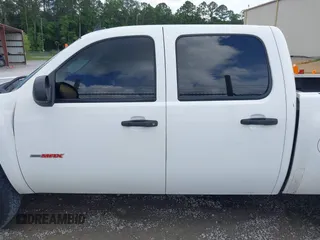 2008 Chevrolet Silverado 1500 with VIN 3GCEC13Y18G194470, listed as a IAAI auction lot 42175368 with 316,159 mi miles and . Bid and sale history available at DreamBid. Image 14.